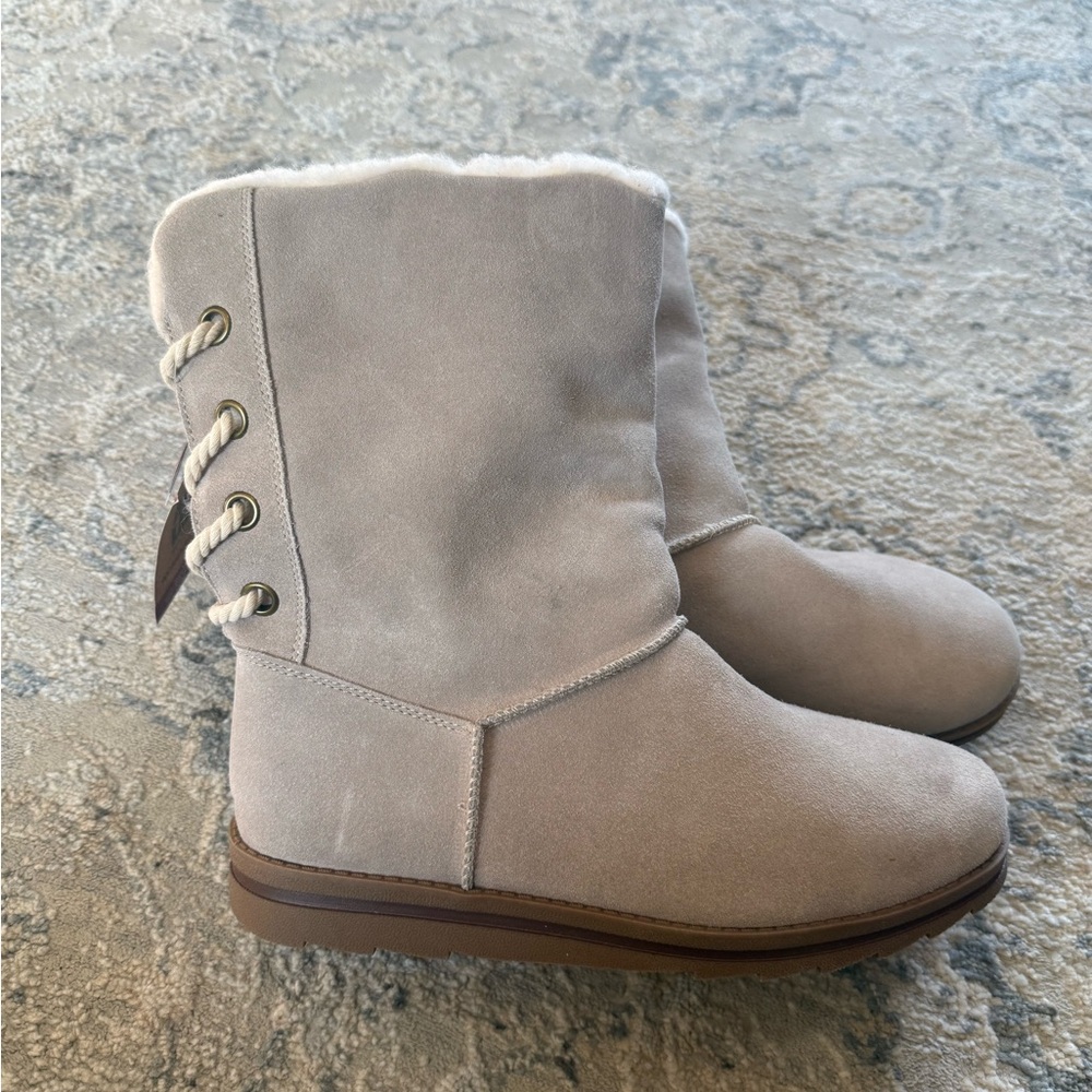 MUK LUKS Women’s Ziggy Rodeo Boots in Stone Winter Suede Size 9 NWT - Picture 3 of 6